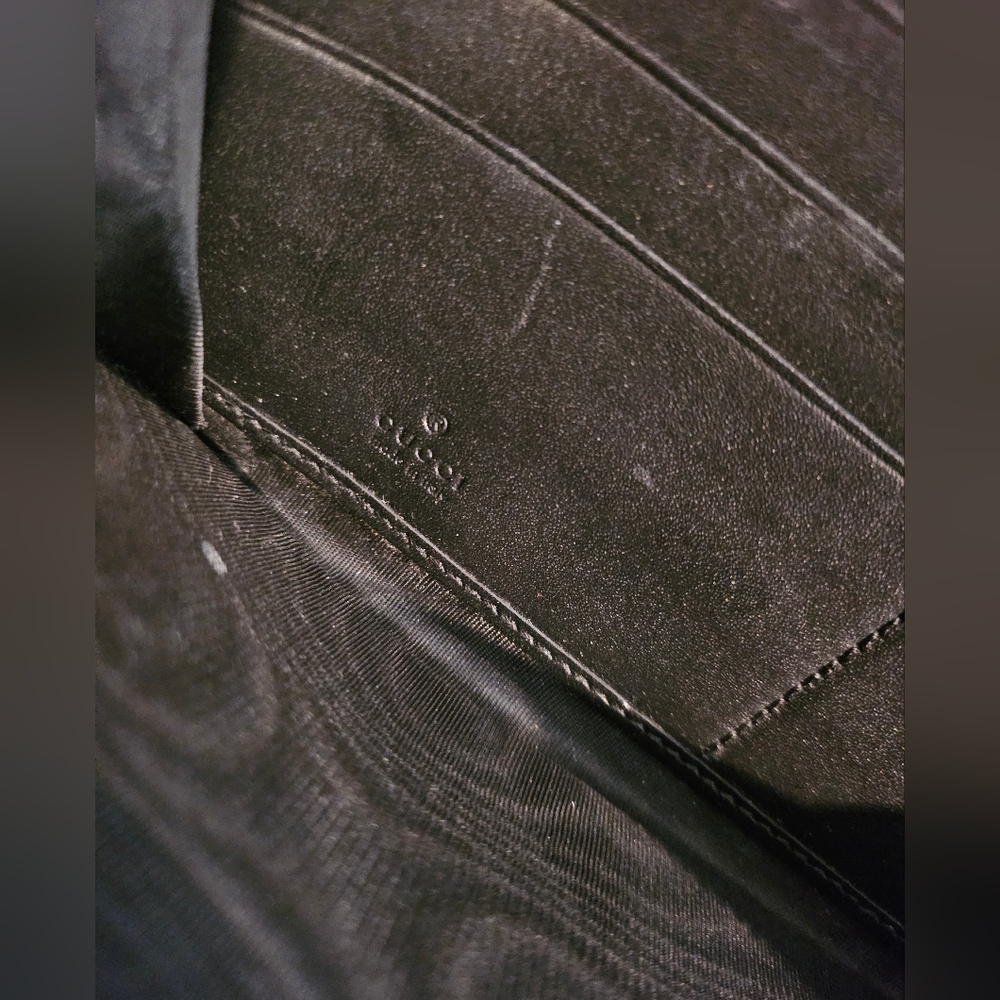 Gucci GG Supreme Bees Zip Around Wallet - Picture 9 of 11